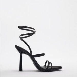 ZARA STRAPPY HIGH HEEL SANDALS